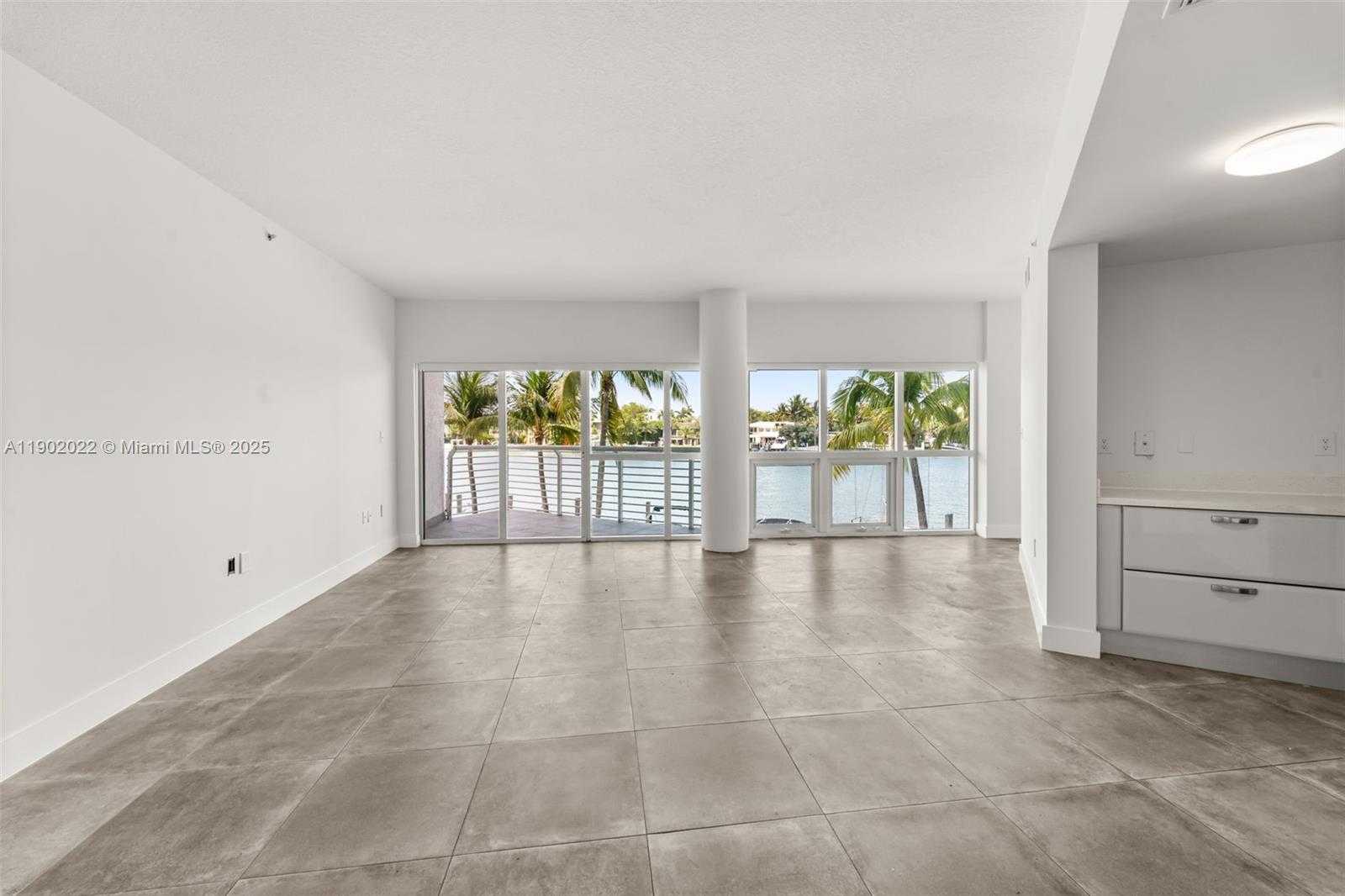 Small Image of 6580 INDIAN CREEK DR #209, Miami Beach Number 16