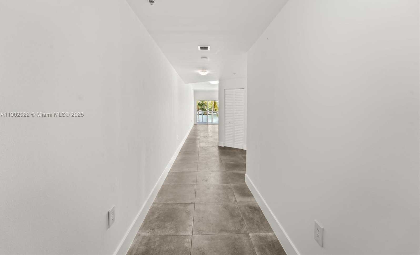 Small Image of 6580 INDIAN CREEK DR #209, Miami Beach Number 20