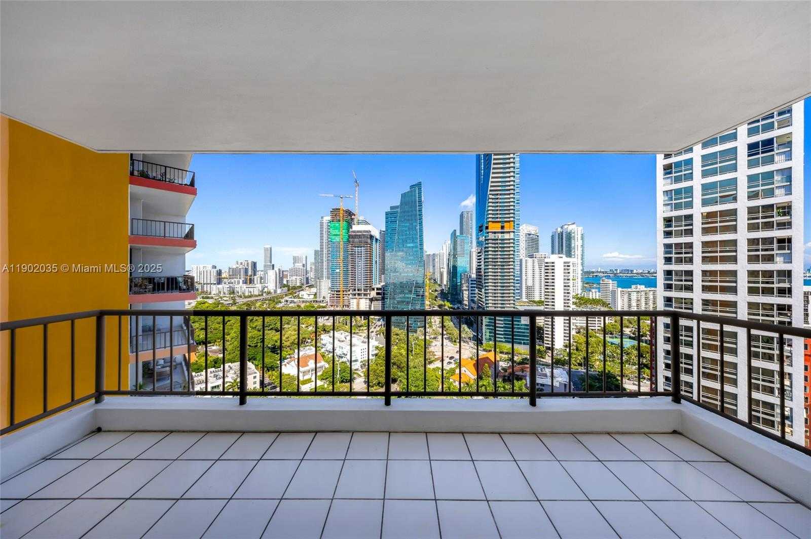 Small Image of 1581 BRICKELL AVE #2104, Miami Number 23