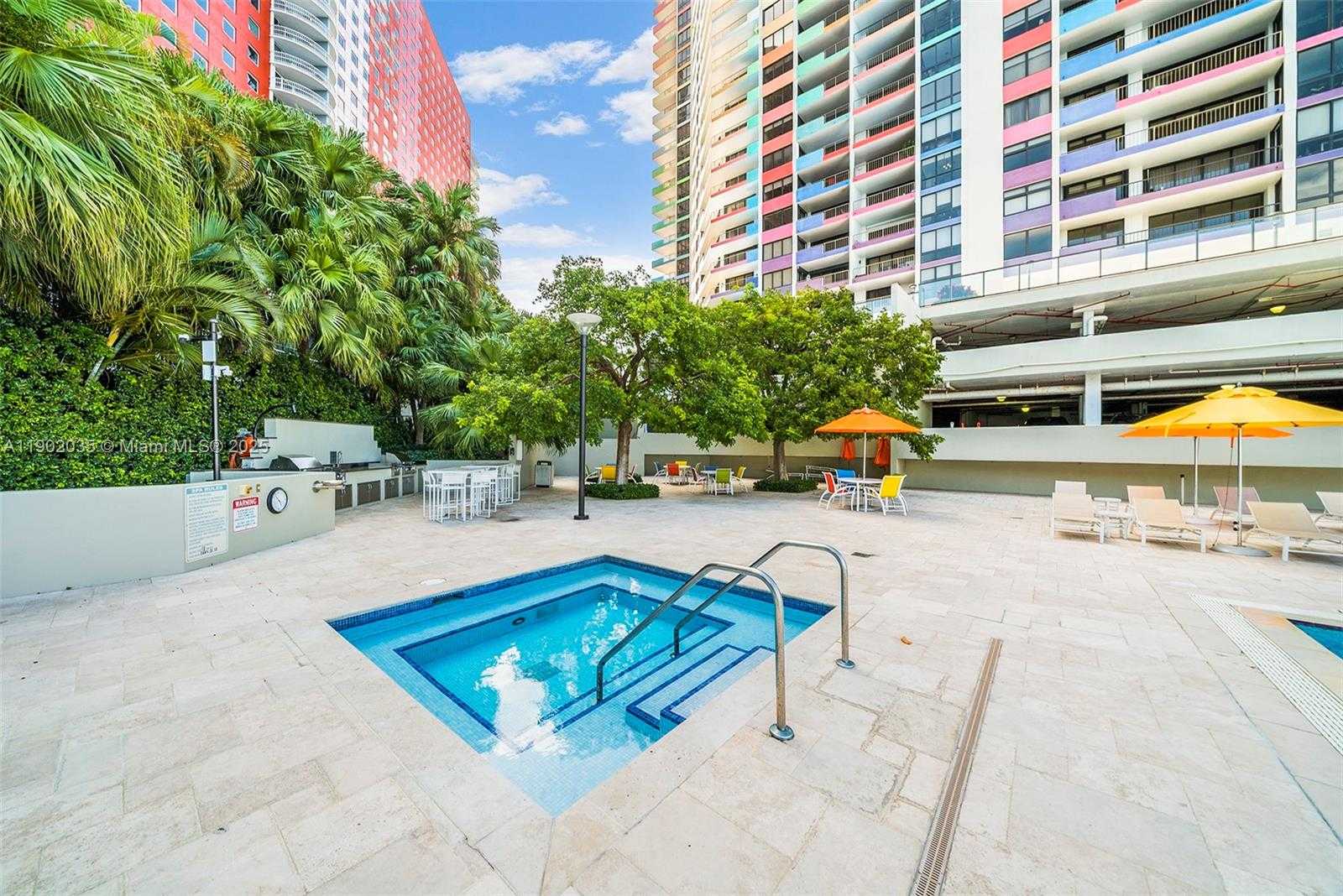Small Image of 1581 BRICKELL AVE #2104, Miami Number 38