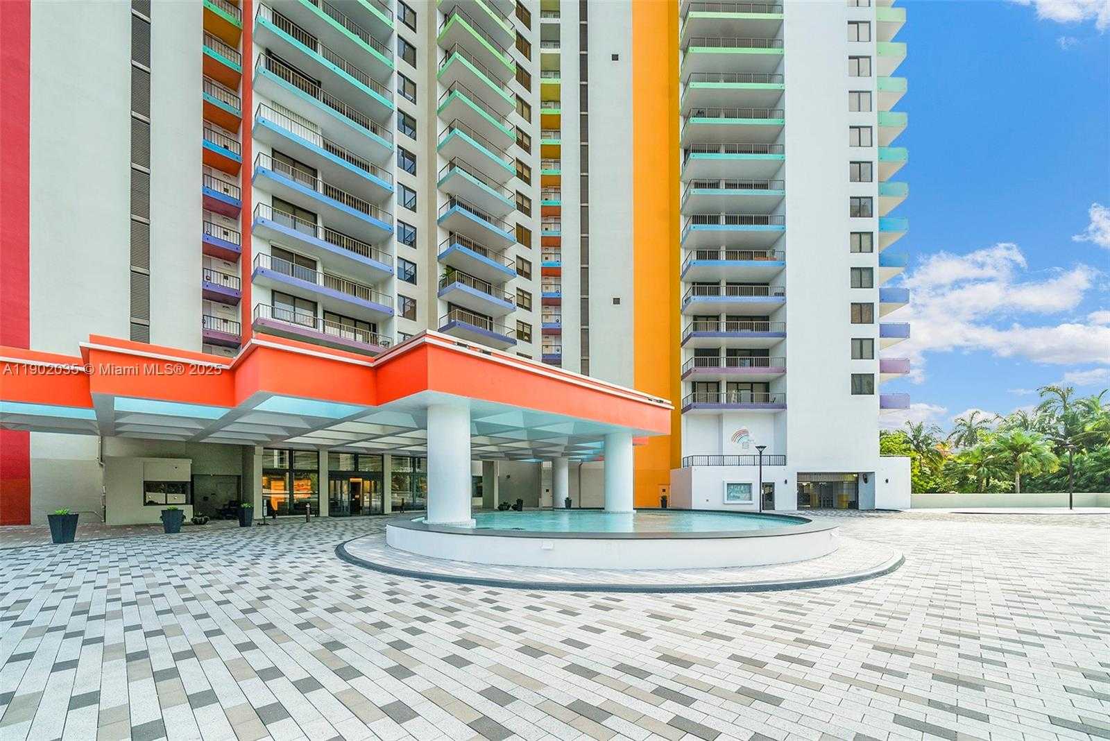 Small Image of 1581 BRICKELL AVE #2104, Miami Number 44