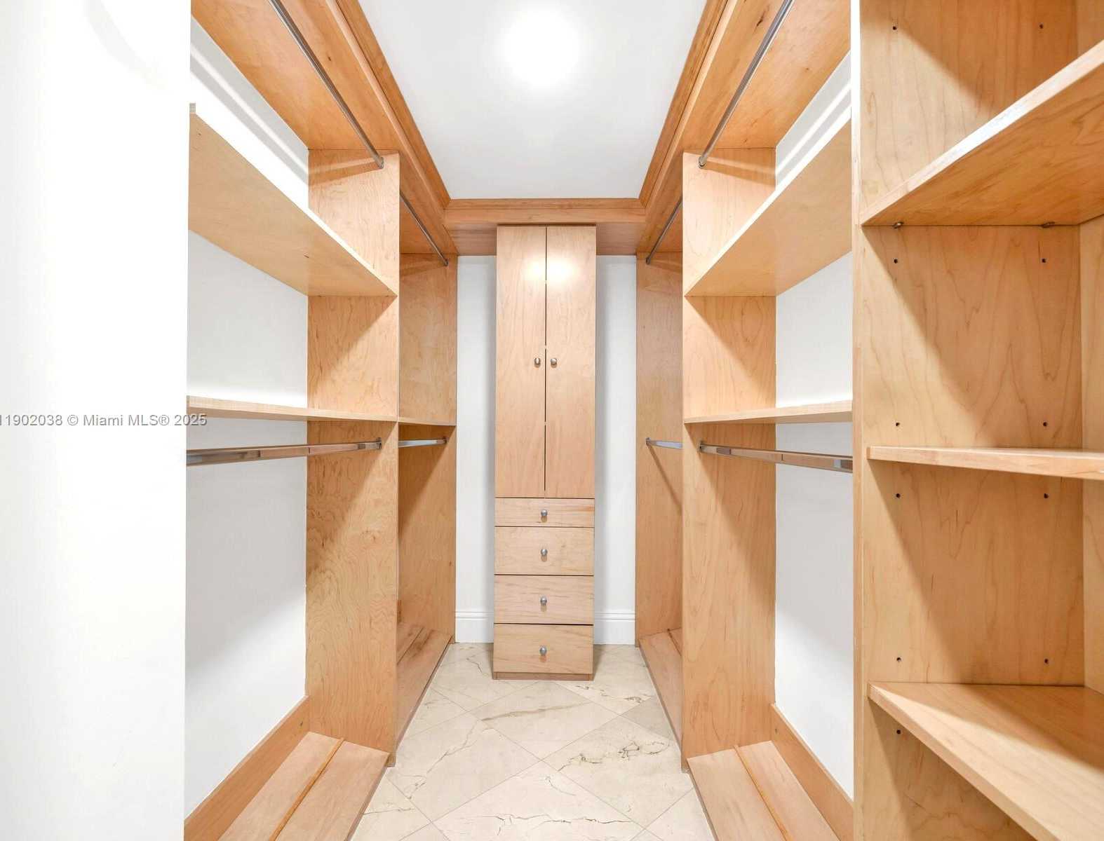 Small Image of 20 CALABRIA AVE #505, Coral Gables Number 13