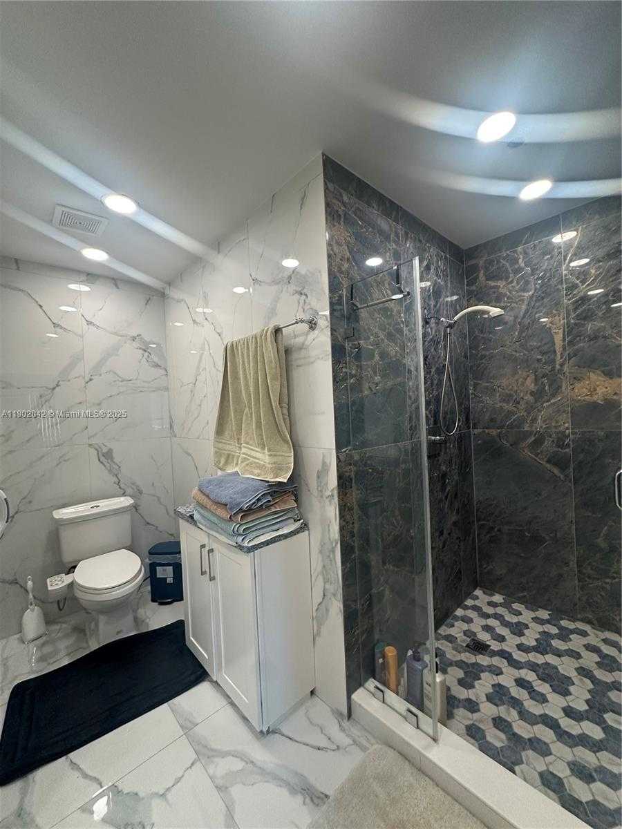 Small Image of 3666 NORTH EAST 167TH ST #30, North Miami Beach Number 13