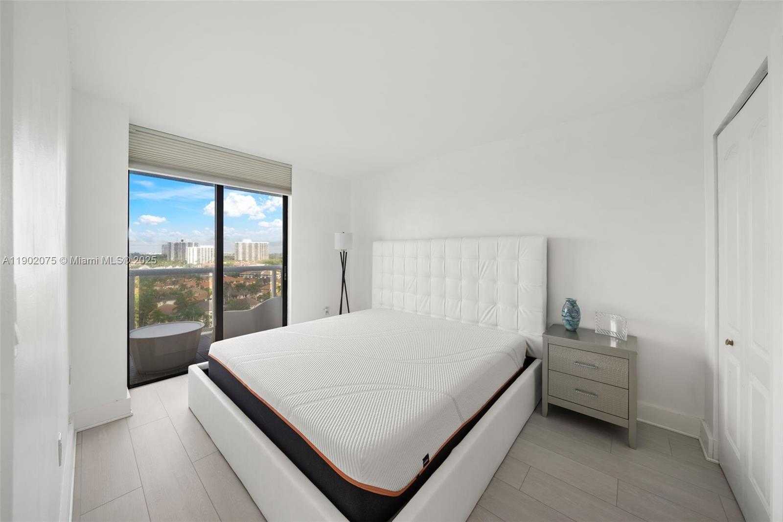 Small Image of 20505 EAST COUNTRY CLUB DRIVE #1232, Aventura Number 13