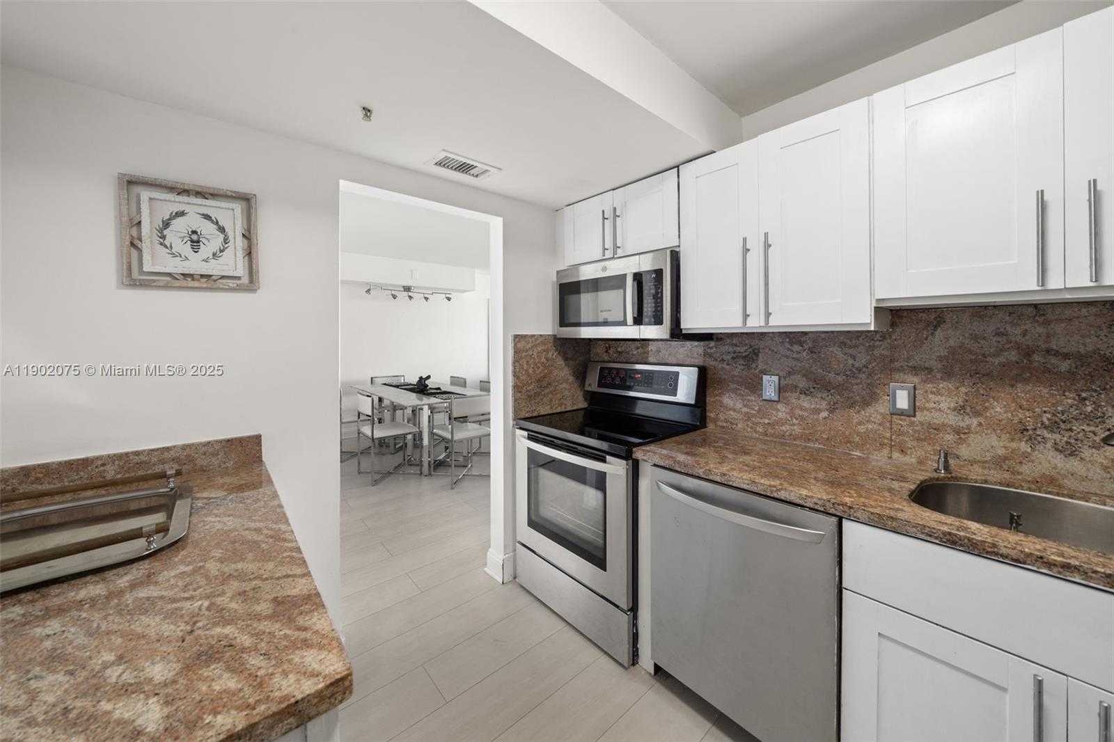 Small Image of 20505 EAST COUNTRY CLUB DRIVE #1232, Aventura Number 23