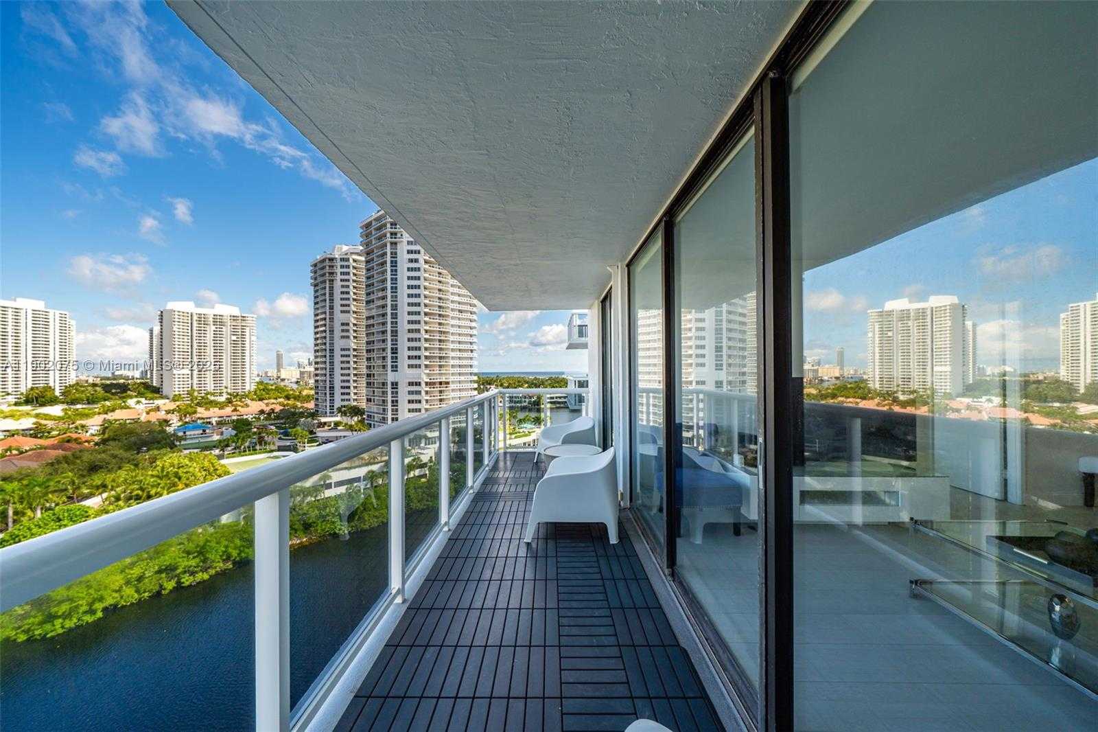 Small Image of 20505 EAST COUNTRY CLUB DRIVE #1232, Aventura Number 4