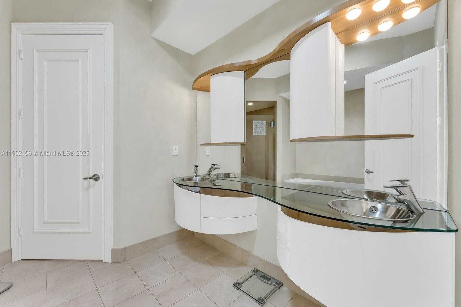 Small Image of 18101 COLLINS AVE #708, Sunny Isles Beach Number 14