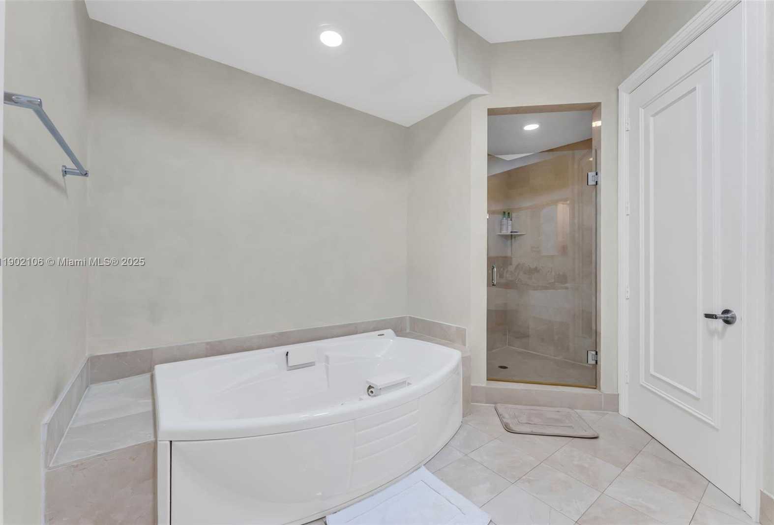 Small Image of 18101 COLLINS AVE #708, Sunny Isles Beach Number 15