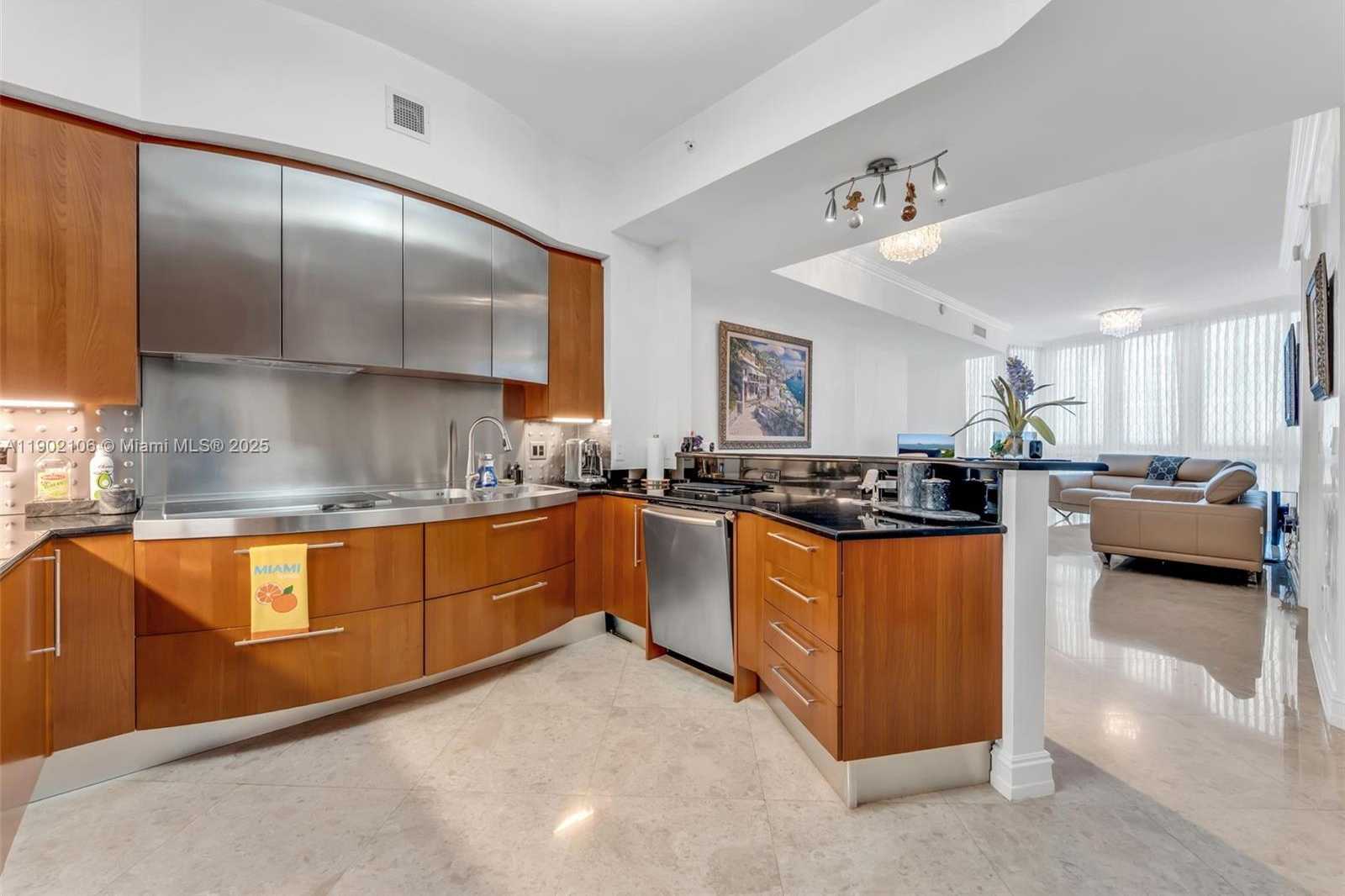 Small Image of 18101 COLLINS AVE #708, Sunny Isles Beach Number 4