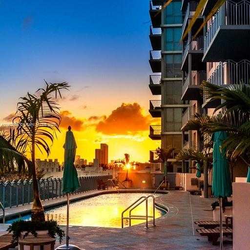 Small Image of 1500 OCEAN DR #1109, Miami Beach Number 43