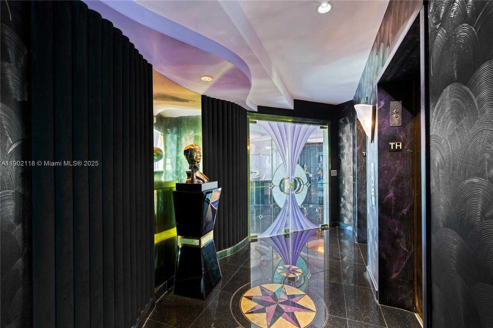 Small Image of 300 SOUTH POINTE DR #TH 3103, Miami Beach Number 11