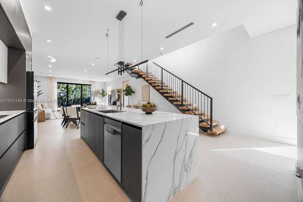 Small Image of 1220 NORTH EAST 13TH AVE, Fort Lauderdale Number 10