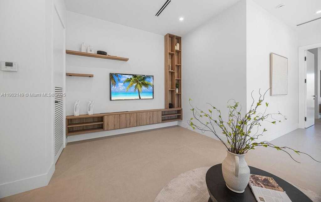 Small Image of 1220 NORTH EAST 13TH AVE, Fort Lauderdale Number 71