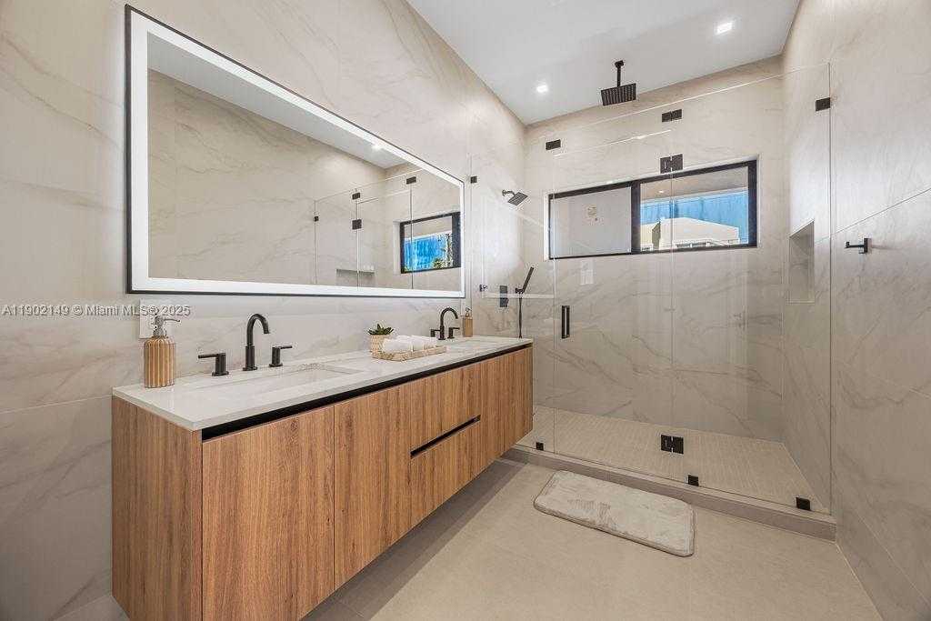 Small Image of 1220 NORTH EAST 13TH AVE, Fort Lauderdale Number 75