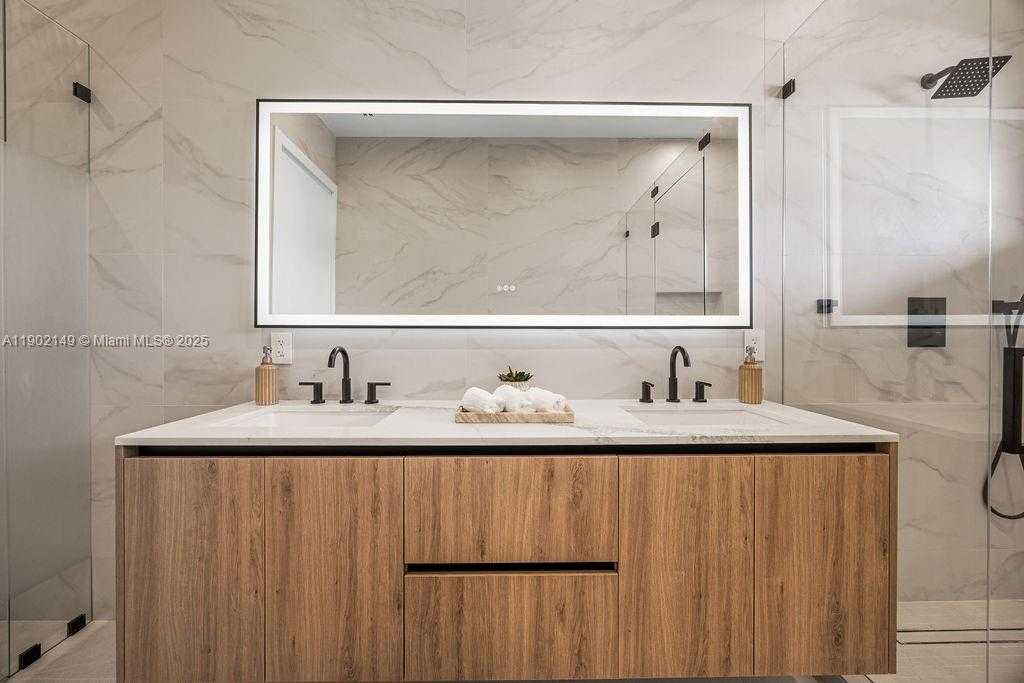 Small Image of 1220 NORTH EAST 13TH AVE, Fort Lauderdale Number 76