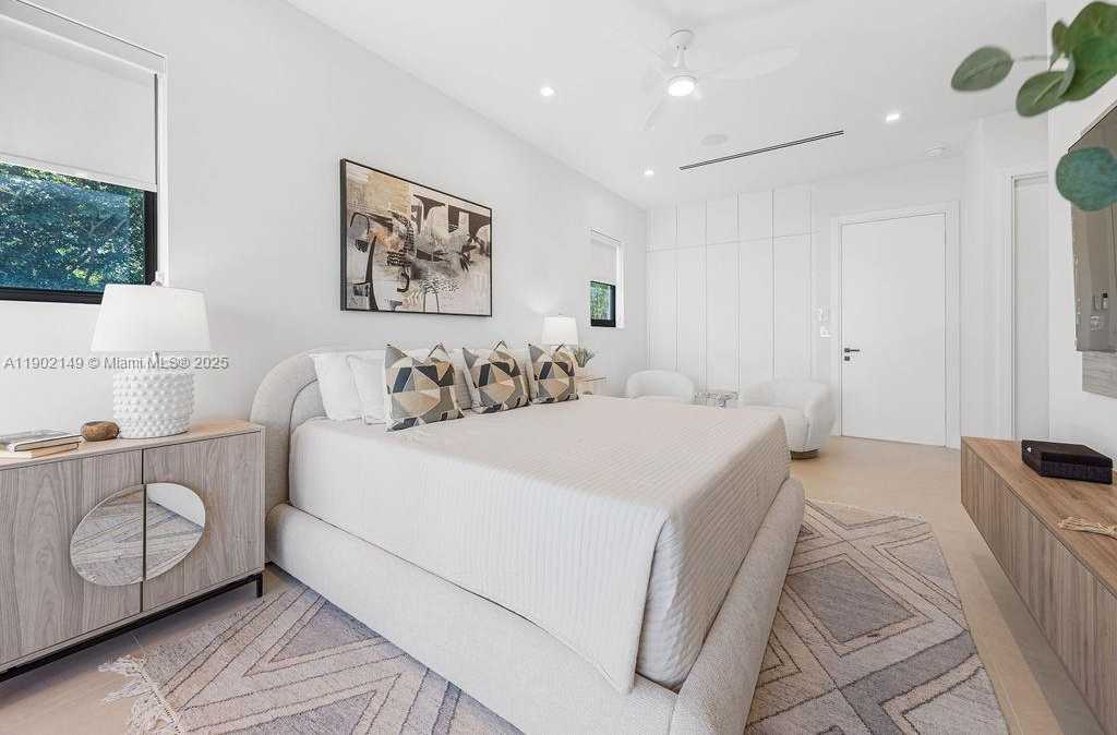 Small Image of 1220 NORTH EAST 13TH AVE, Fort Lauderdale Number 92