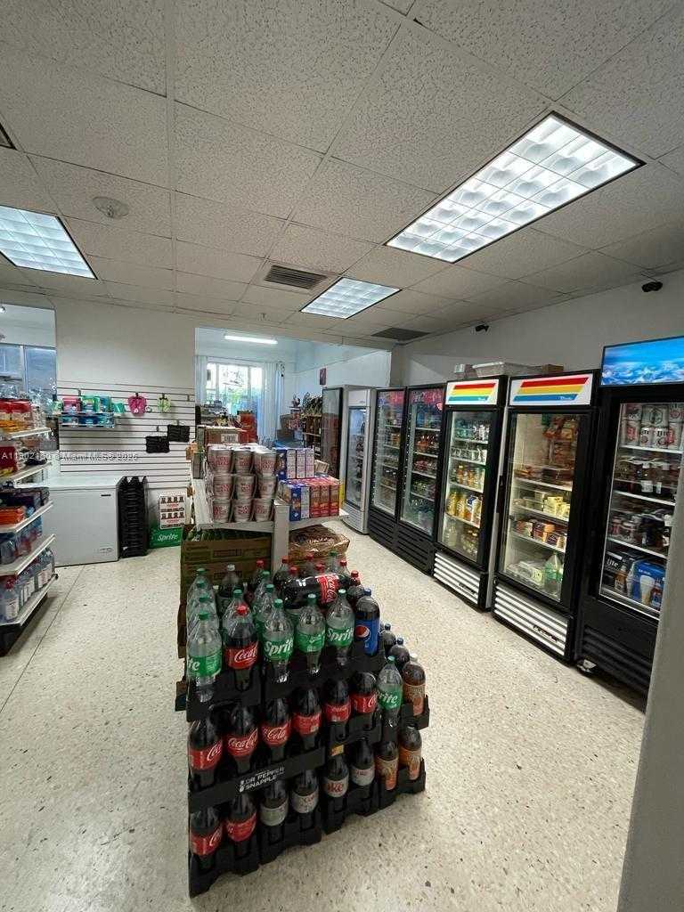 Small Image of 19370 COLLINS AVE #206, Sunny Isles Beach Number 17