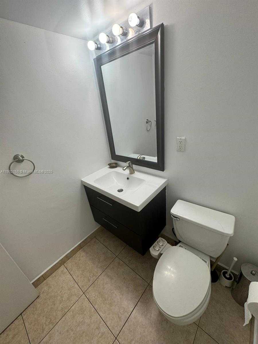 Small Image of 19370 COLLINS AVE #206, Sunny Isles Beach Number 9