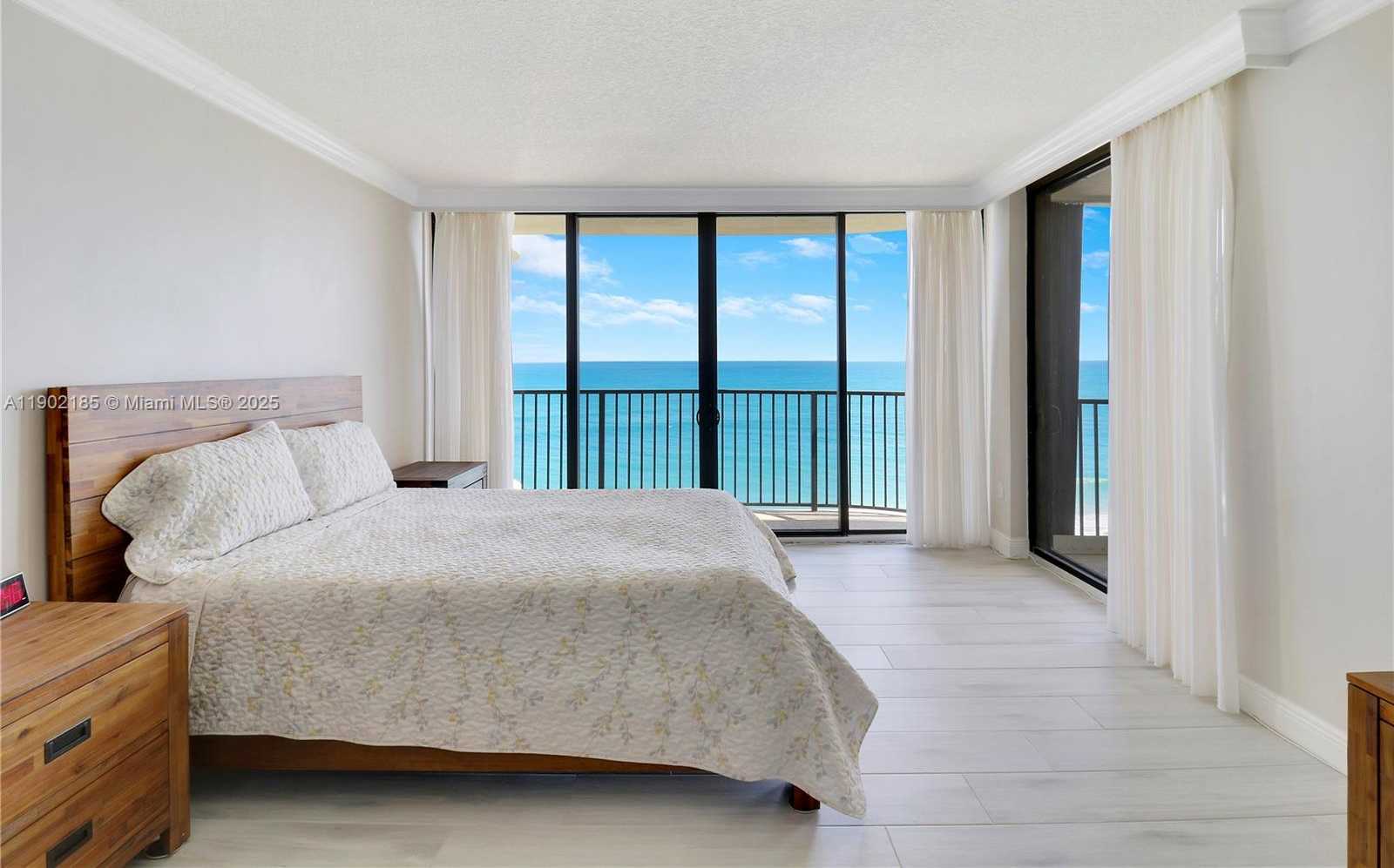 Small Image of 200 BEACH ROAD #703, Tequesta Number 19