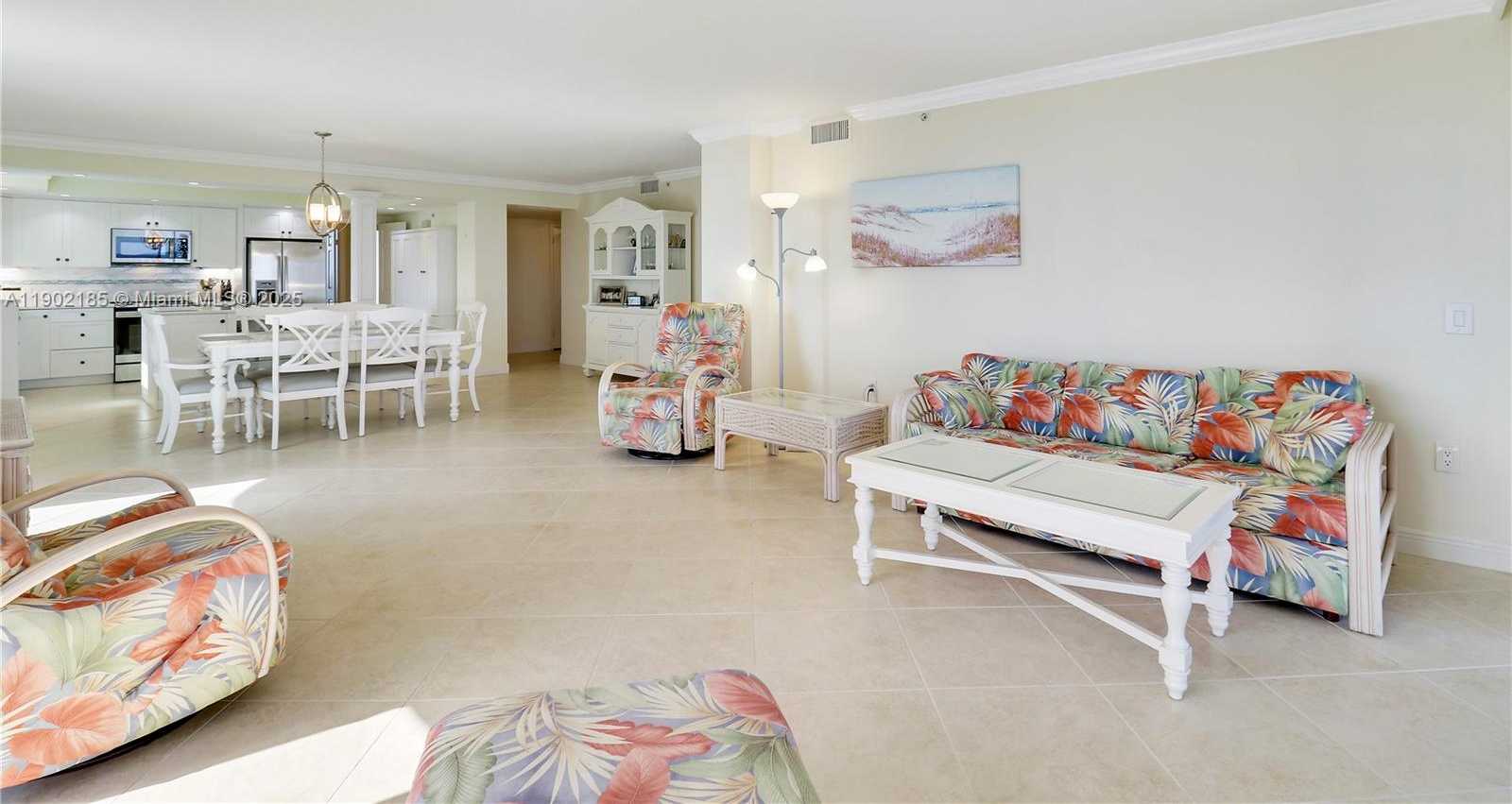 Small Image of 200 BEACH ROAD #703, Tequesta Number 21