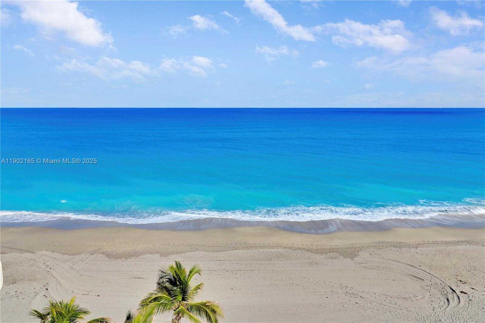 Small Image of 200 BEACH ROAD #703, Tequesta Number 4