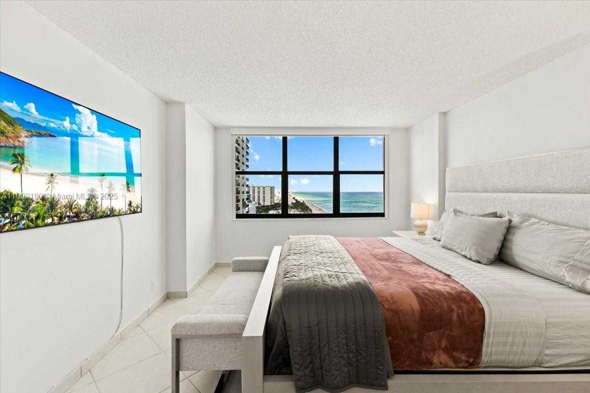 Small Image of 2301 SOUTH OCEAN DR #2004, Hollywood Number 15