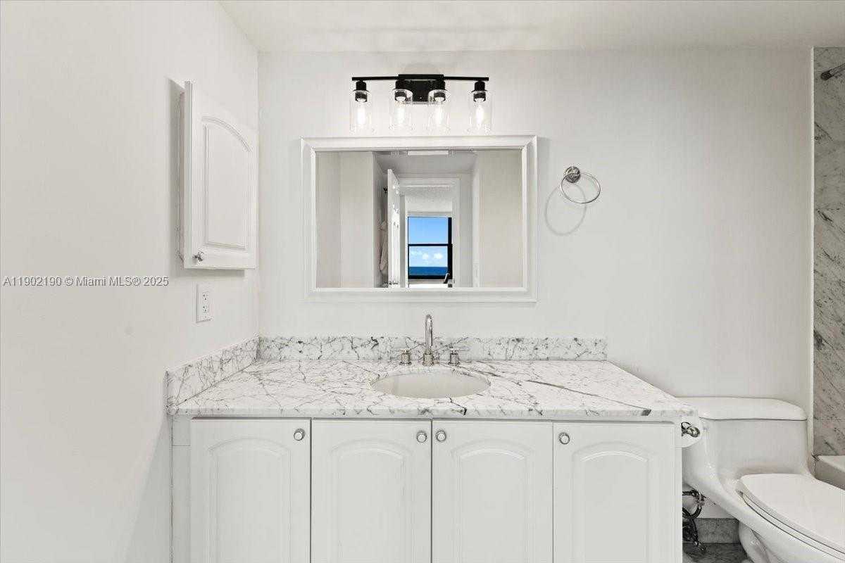 Small Image of 2301 SOUTH OCEAN DR #2004, Hollywood Number 21