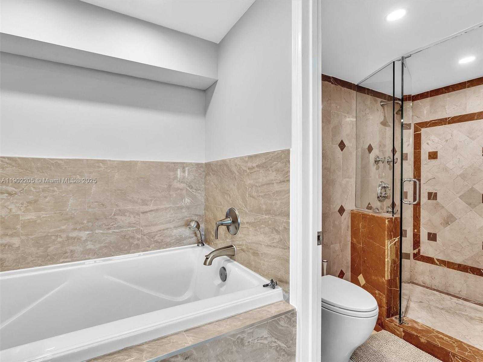 Small Image of 16570 NORTH EAST 26TH AVE #3A, North Miami Beach Number 20