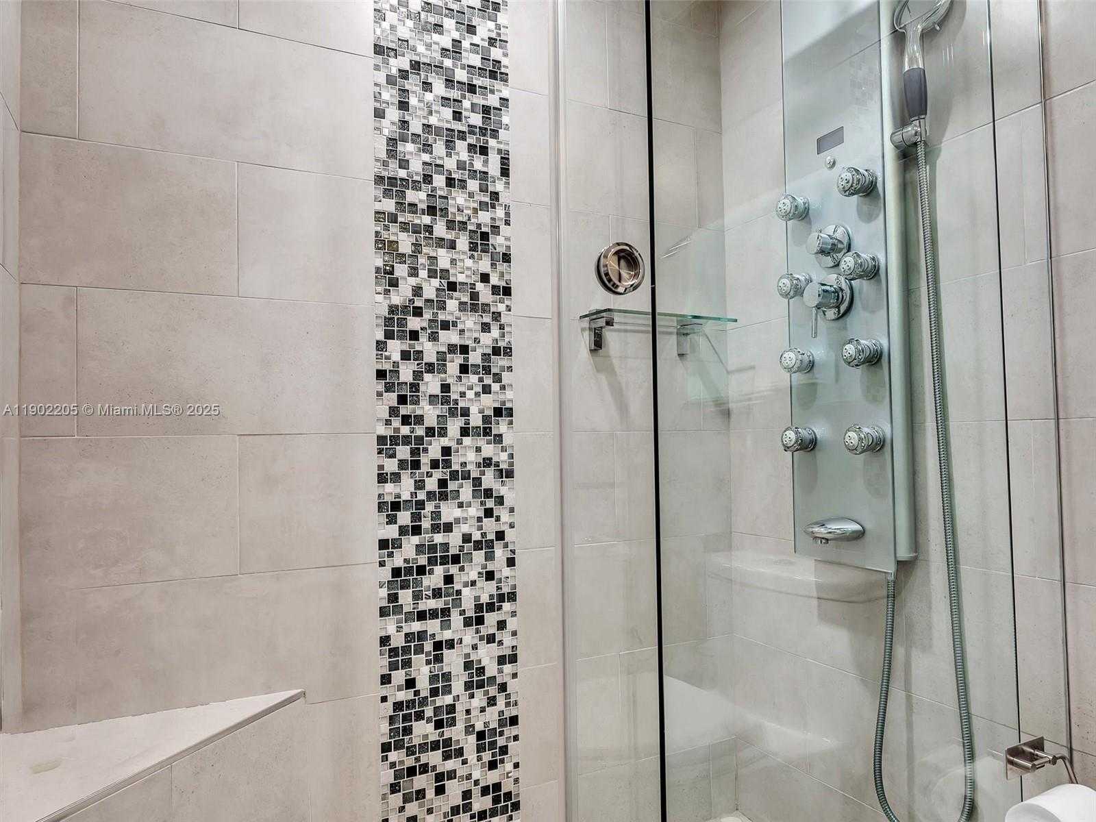 Small Image of 16570 NORTH EAST 26TH AVE #3A, North Miami Beach Number 25