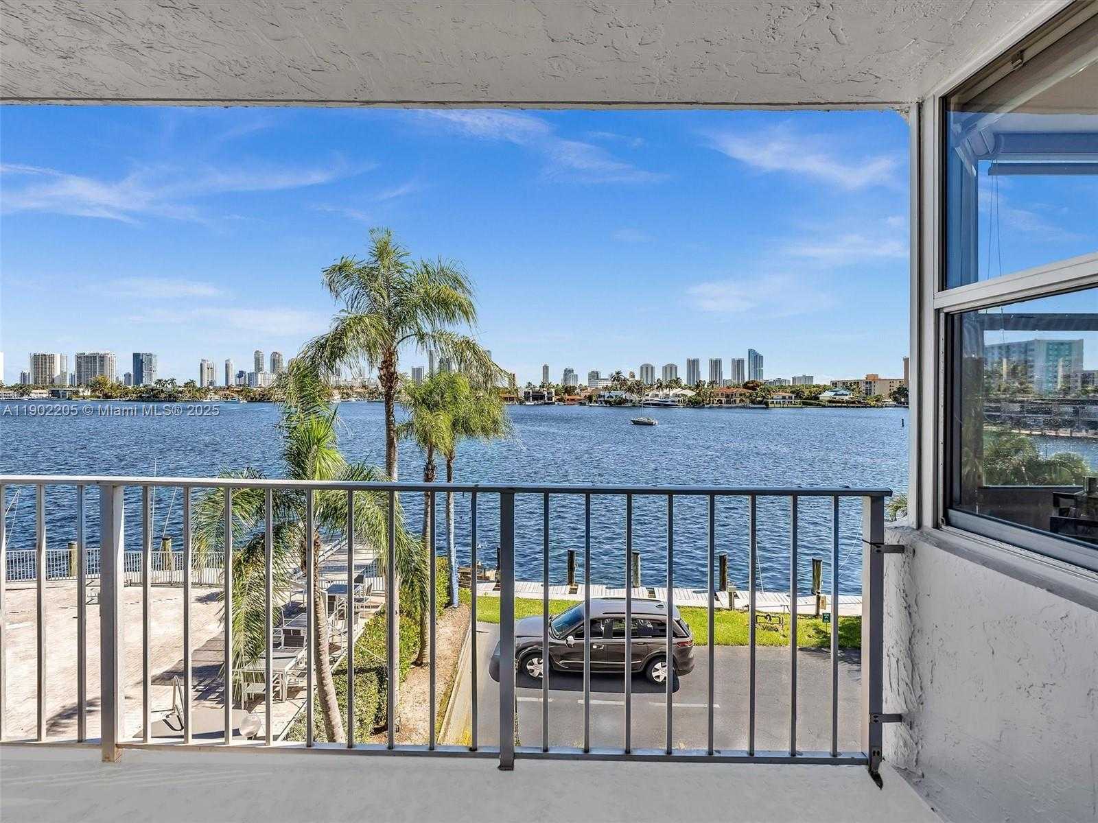 Small Image of 16570 NORTH EAST 26TH AVE #3A, North Miami Beach Number 27