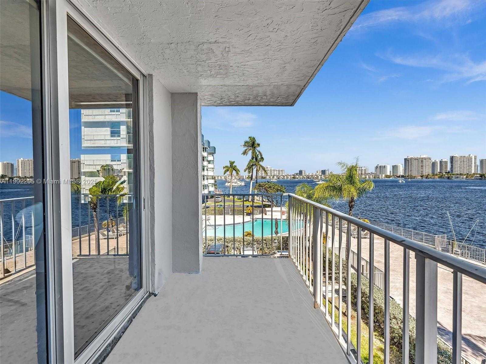 Small Image of 16570 NORTH EAST 26TH AVE #3A, North Miami Beach Number 29