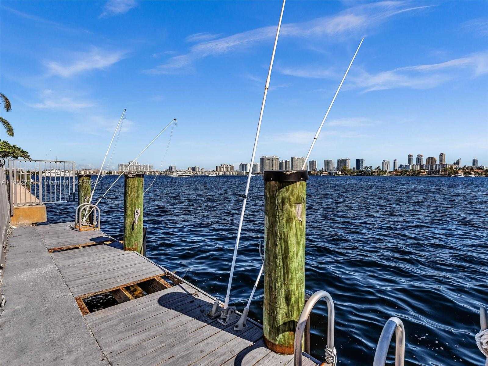 Small Image of 16570 NORTH EAST 26TH AVE #3A, North Miami Beach Number 42