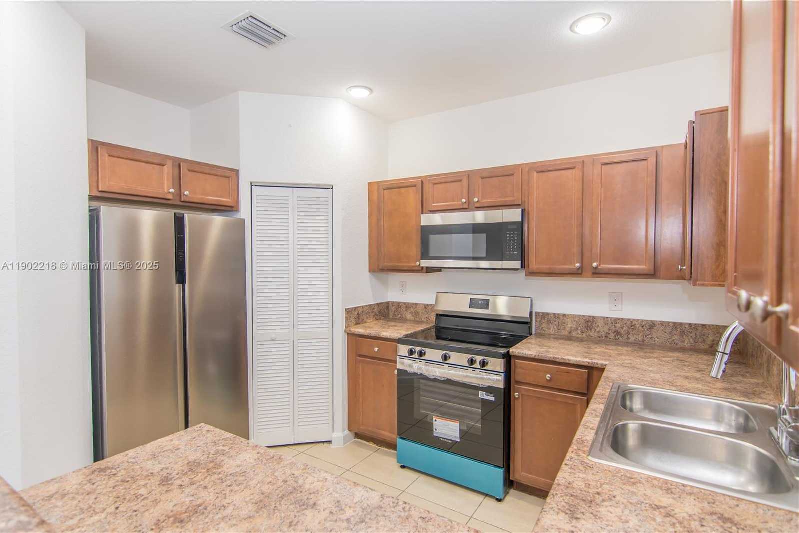 Small Image of 11341 SOUTH WEST 233RD ST, Homestead Number 15