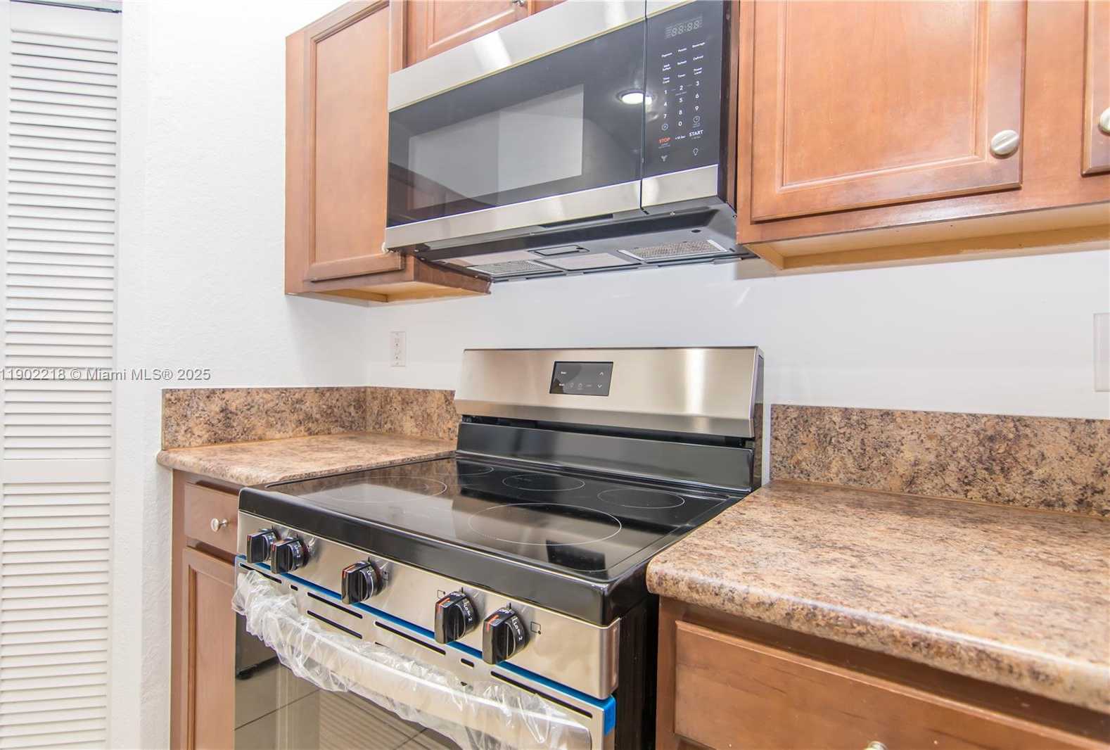 Small Image of 11341 SOUTH WEST 233RD ST, Homestead Number 18