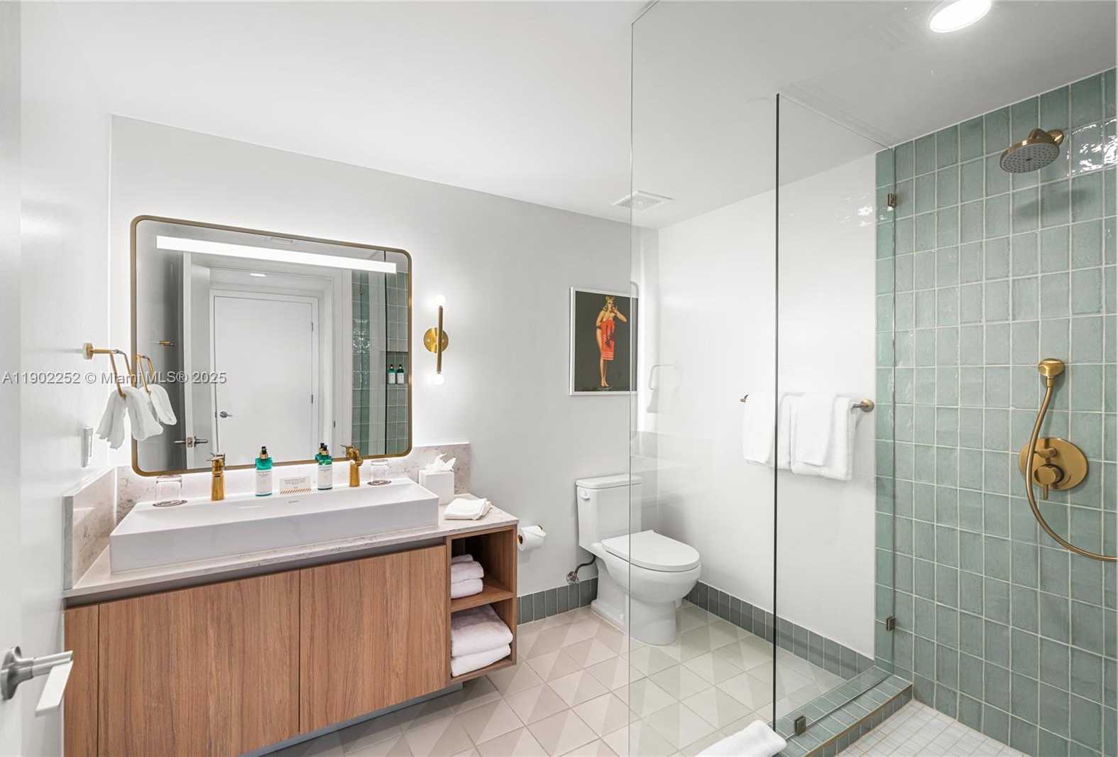 Small Image of 159 NORTH EAST 6TH ST #2405, Miami Number 16
