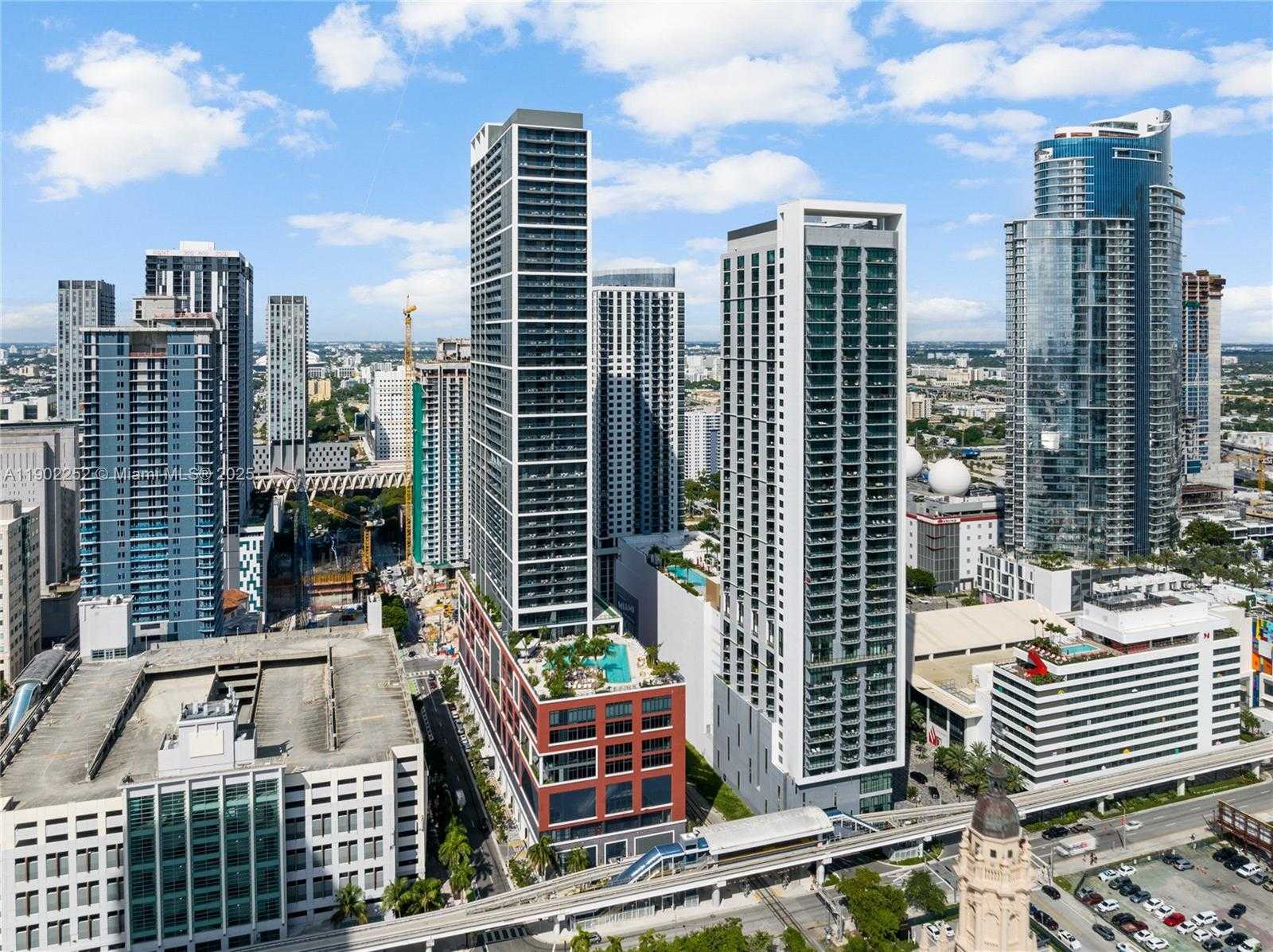 Small Image of 159 NORTH EAST 6TH ST #2405, Miami Number 21