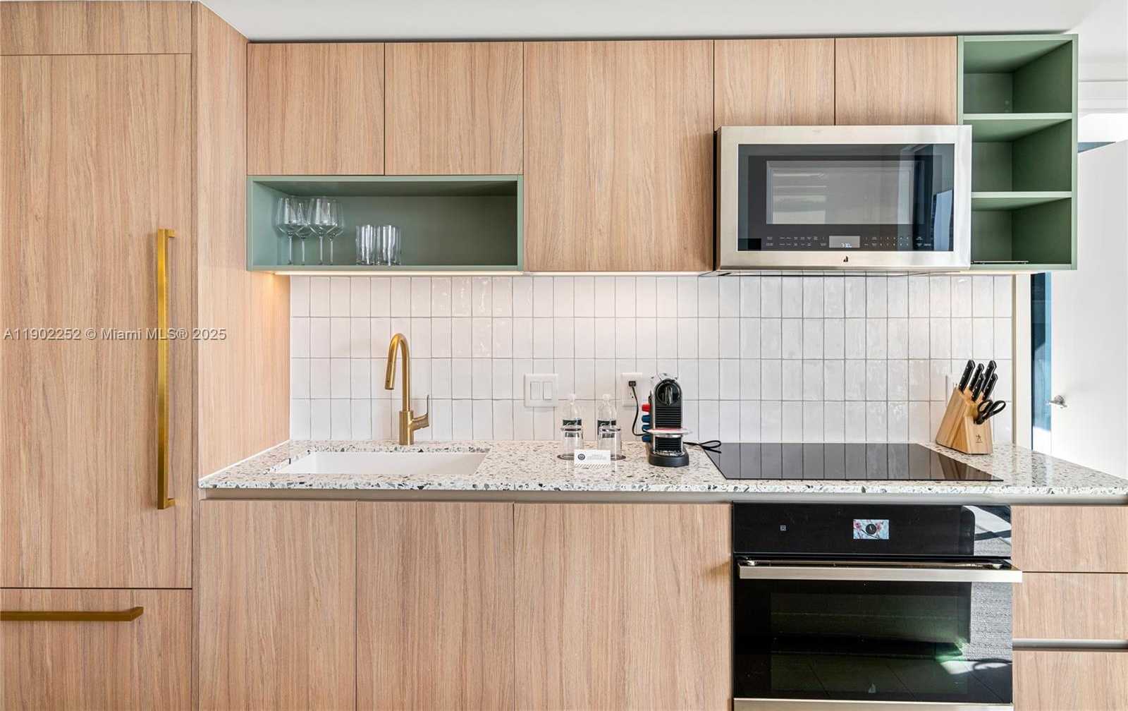 Small Image of 159 NORTH EAST 6TH ST #2405, Miami Number 9