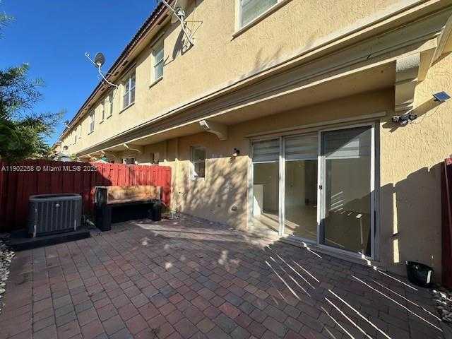 Small Image of 12852 SOUTH WEST 134 TERRACE, Miami Number 31