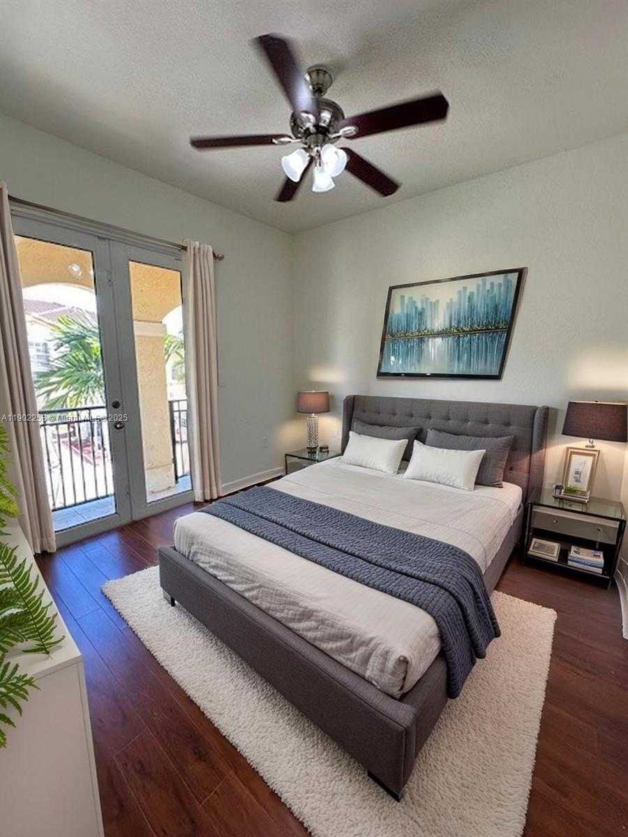 Small Image of 12852 SOUTH WEST 134 TERRACE, Miami Number 7