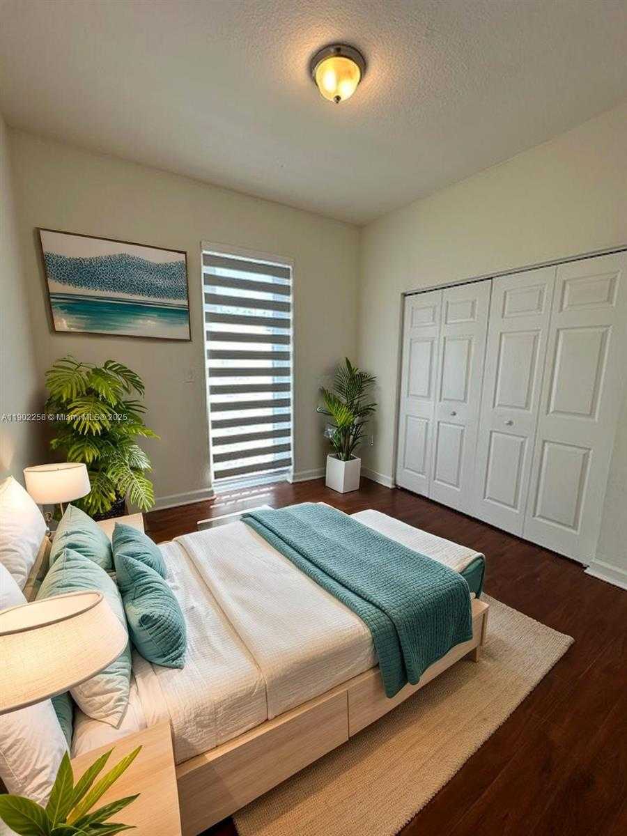 Small Image of 12852 SOUTH WEST 134 TERRACE, Miami Number 9