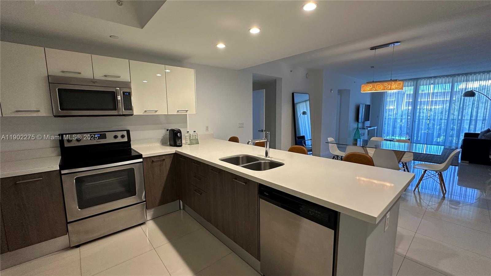 Small Image of 1120 98TH ST #302, Bay Harbor Islands Number 1