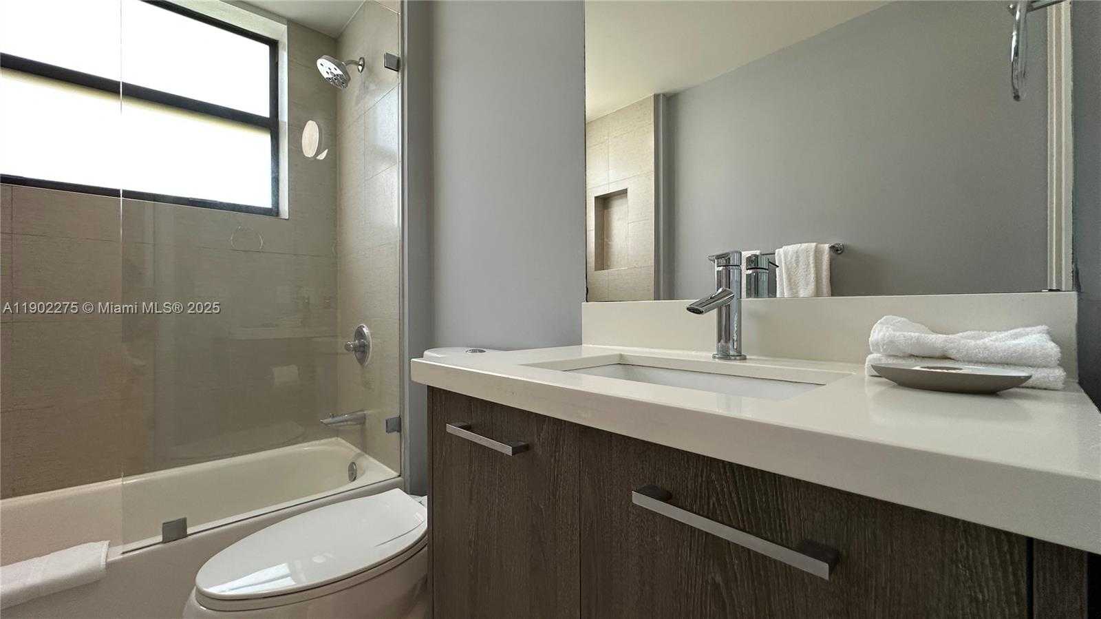 Small Image of 1120 98TH ST #302, Bay Harbor Islands Number 25