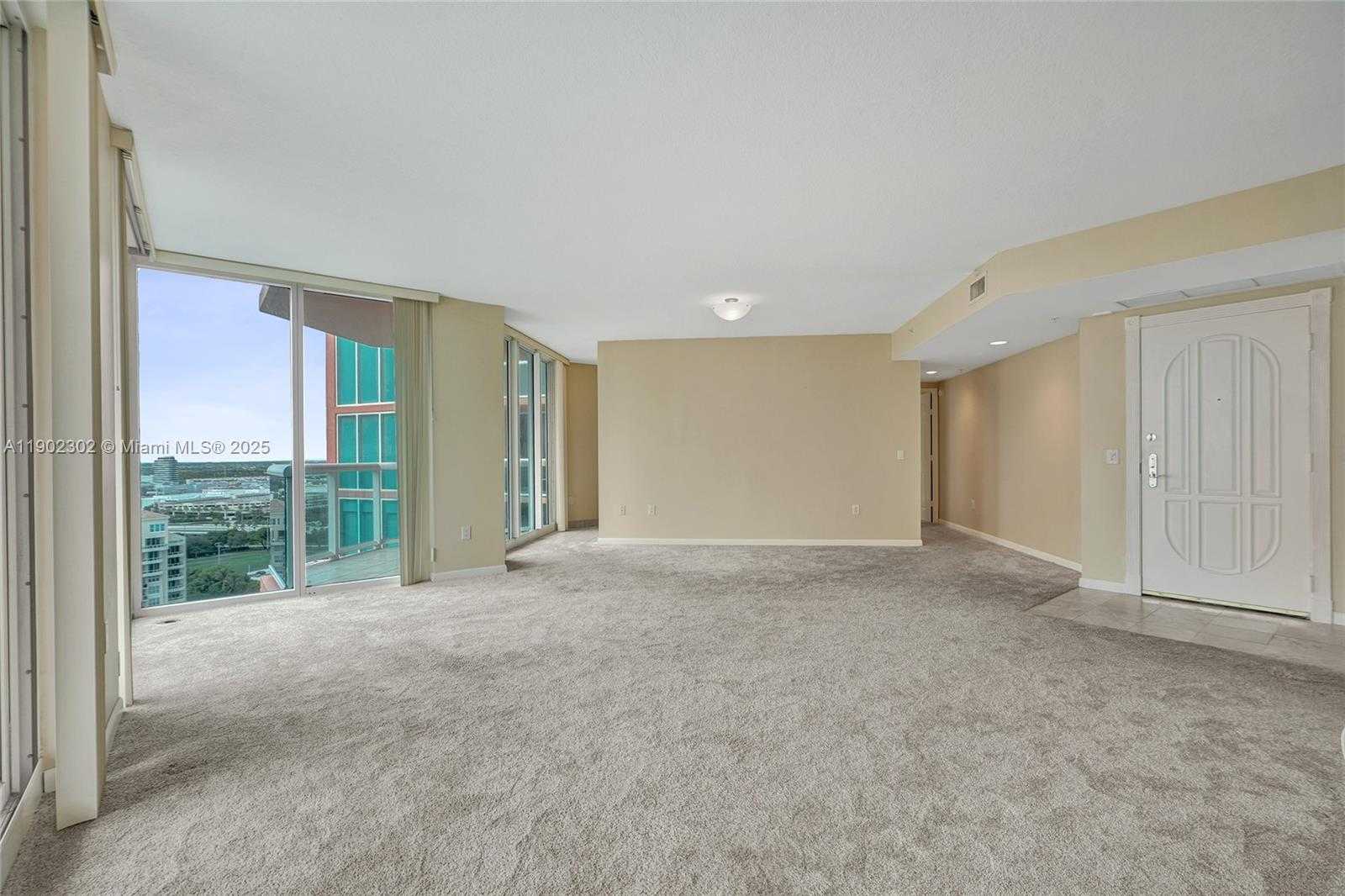 Small Image of 3370 HIDDEN BAY DR #2114, Aventura Number 12