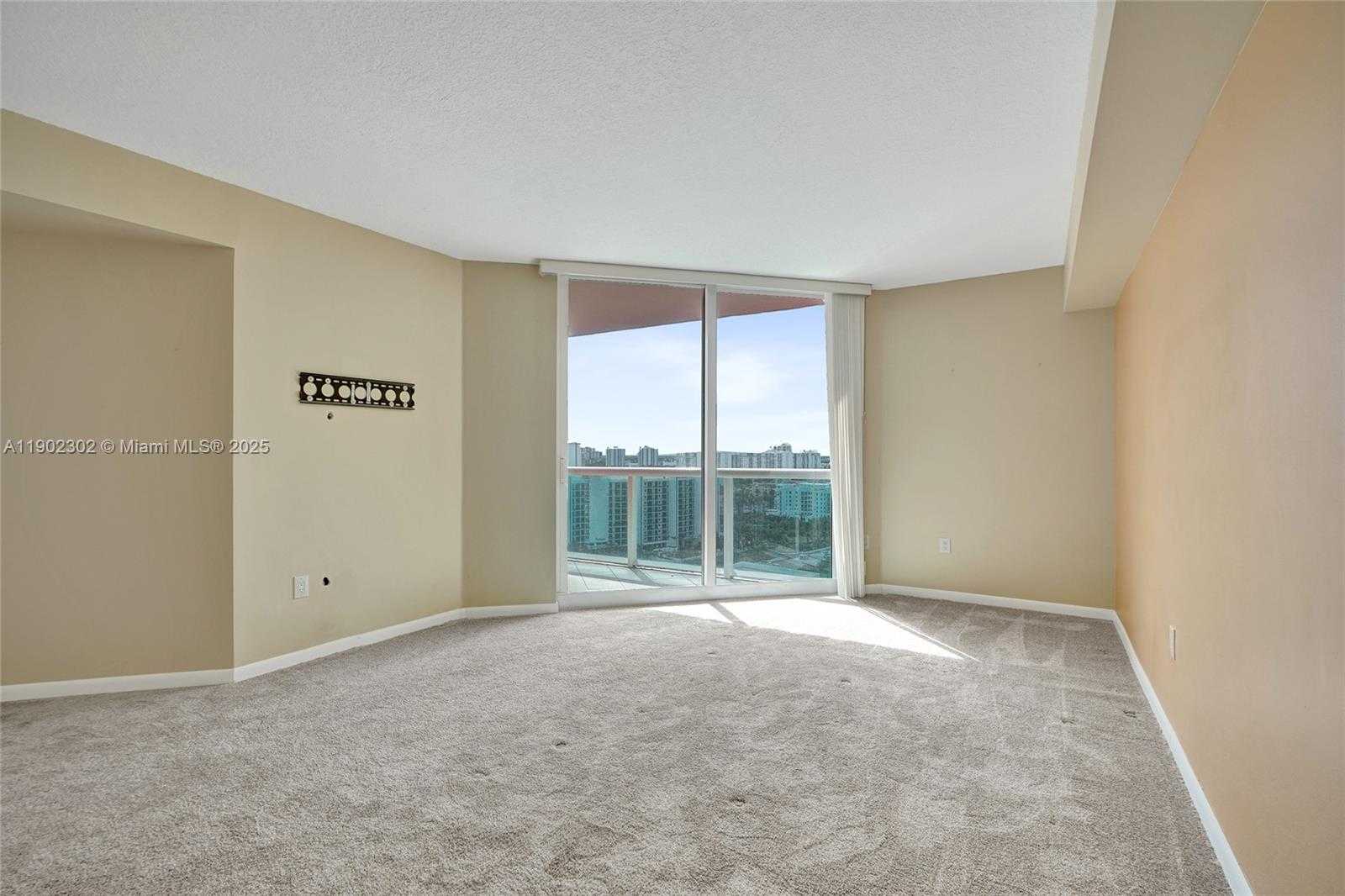 Small Image of 3370 HIDDEN BAY DR #2114, Aventura Number 24