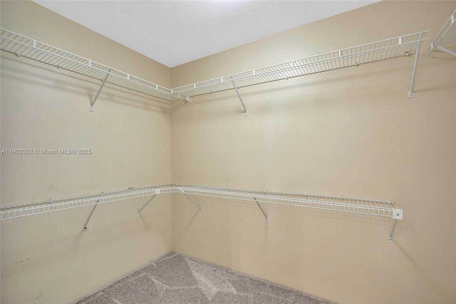 Small Image of 3370 HIDDEN BAY DR #2114, Aventura Number 27