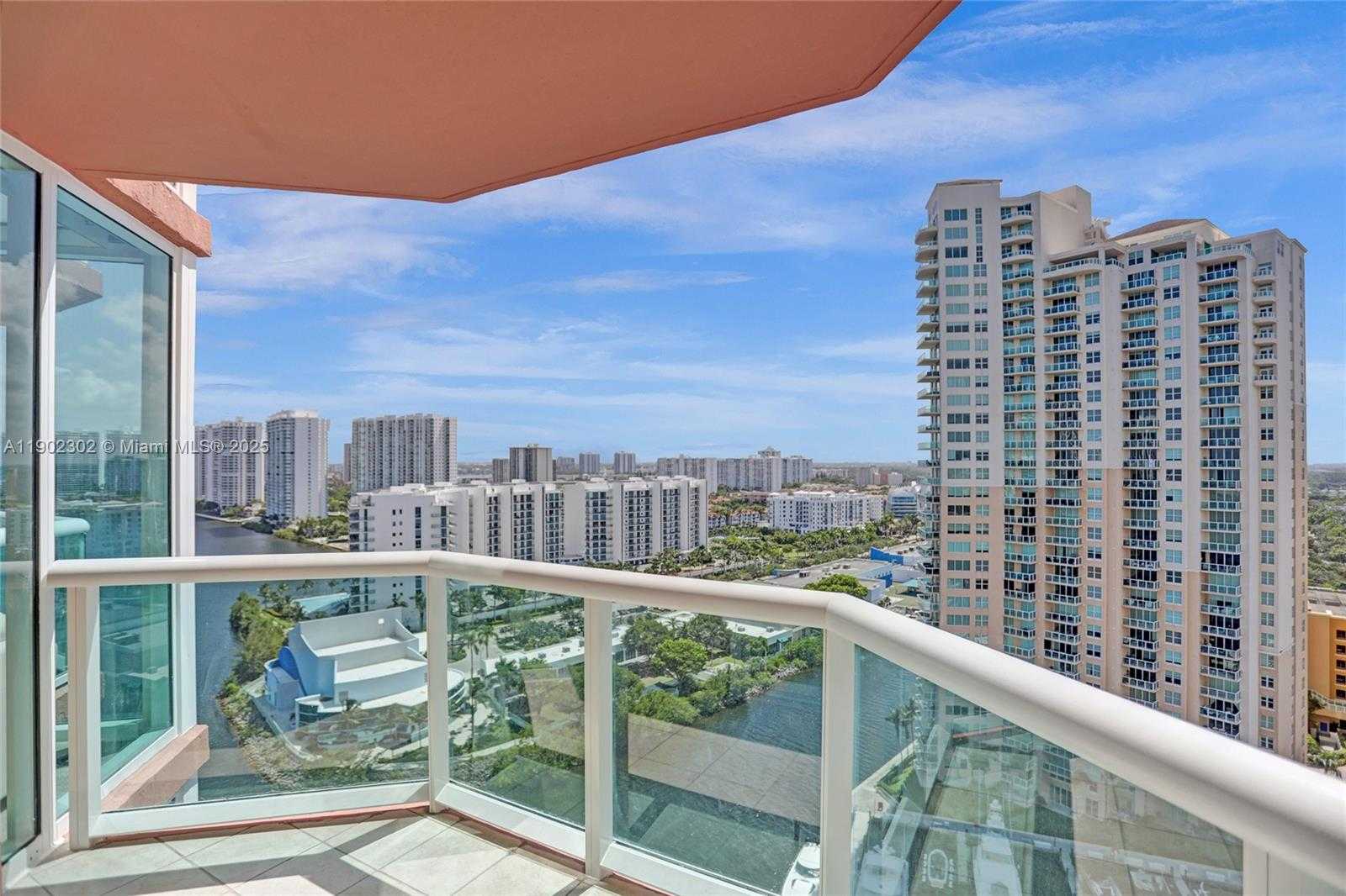 Small Image of 3370 HIDDEN BAY DR #2114, Aventura Number 7