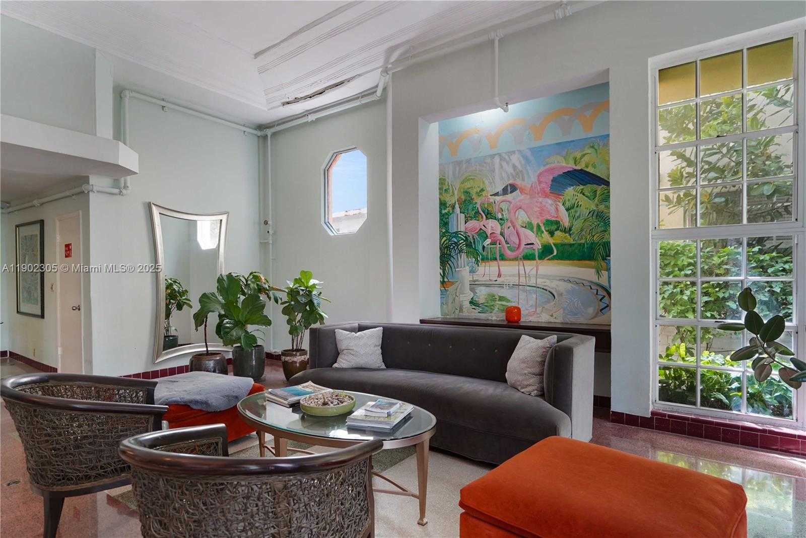 Small Image of 1051 MERIDIAN AVE #1K, Miami Beach Number 17