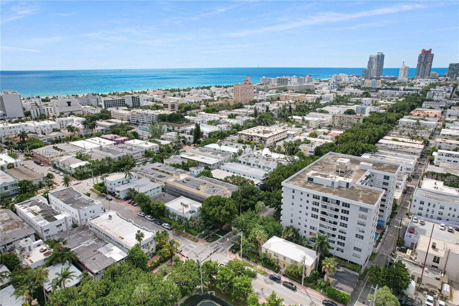Small Image of 1051 MERIDIAN AVE #1K, Miami Beach Number 24