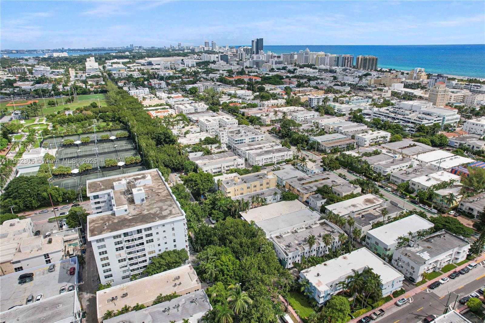 Small Image of 1051 MERIDIAN AVE #1K, Miami Beach Number 27