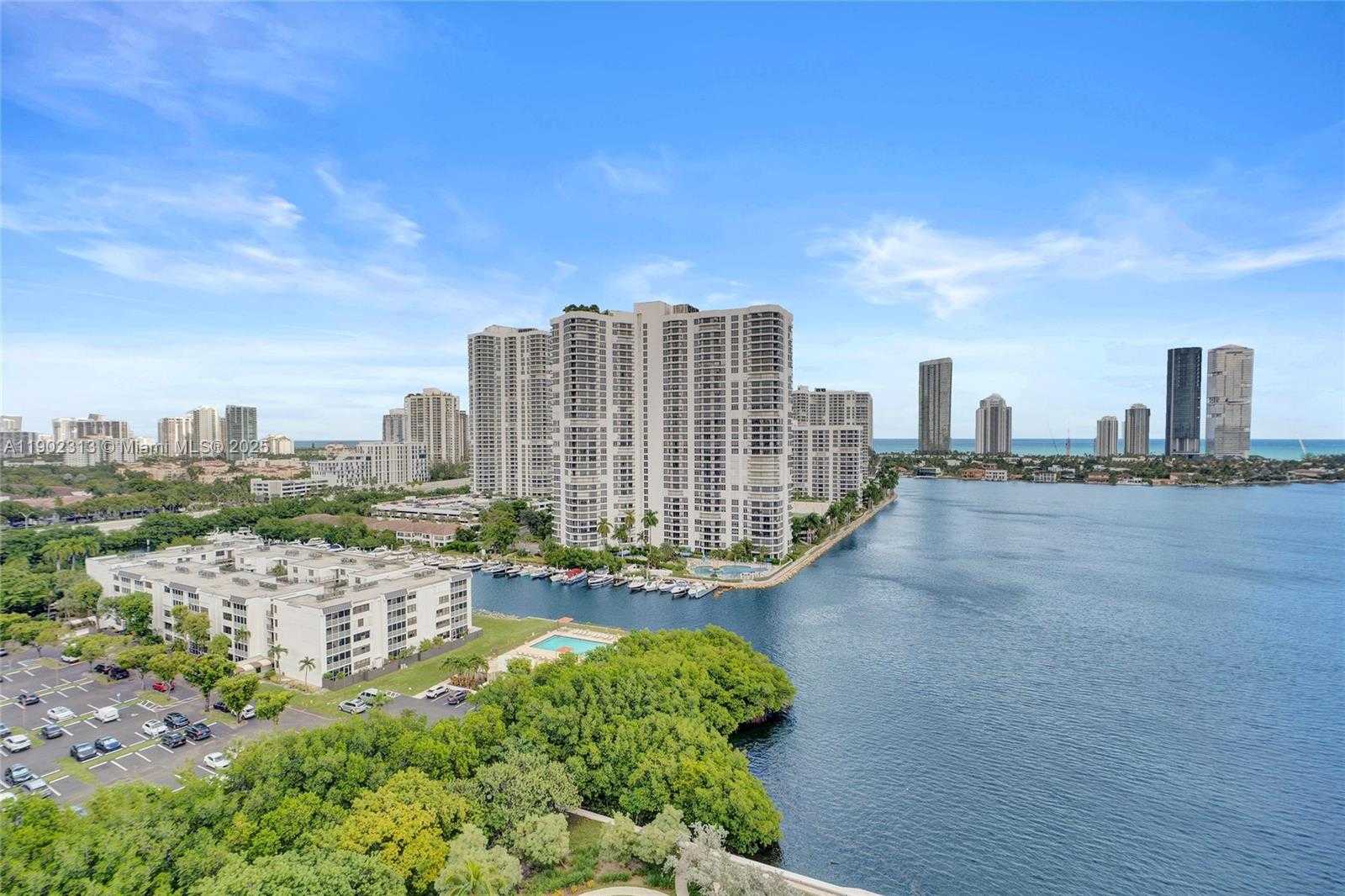 Small Image of 3370 HIDDEN BAY DR #1702, Aventura Number 15